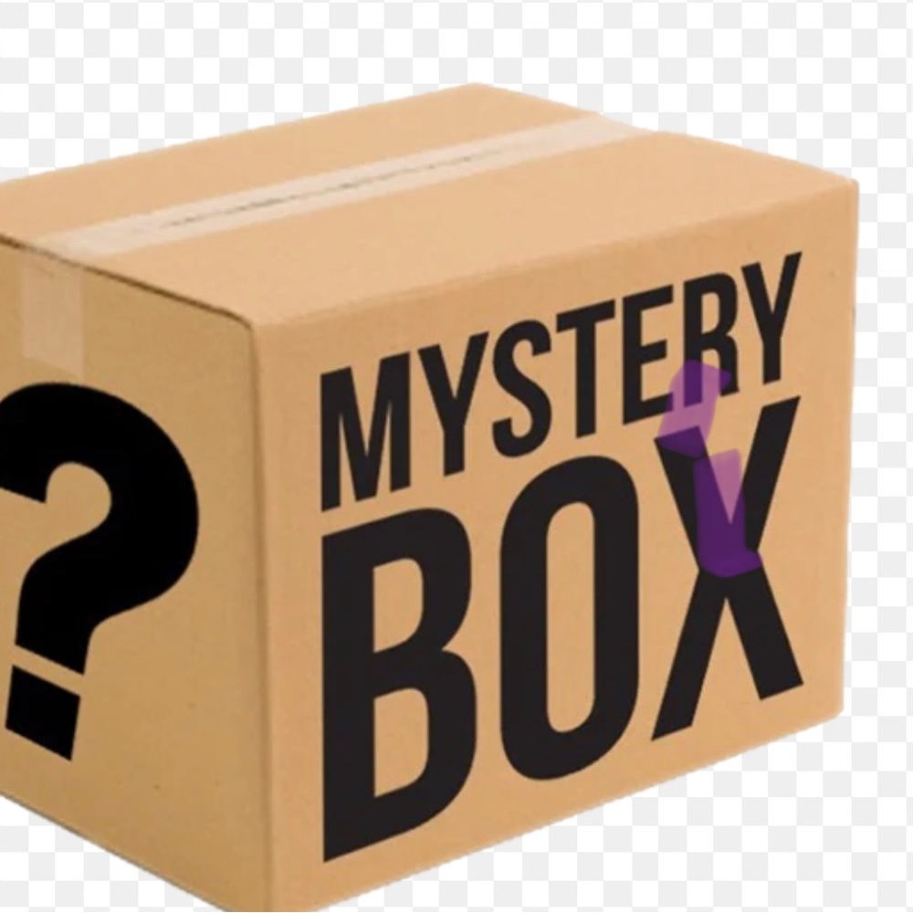 Plus size Mystery Box Size 26 and 28 5 Items Like New. Lane Bryant, Dillards